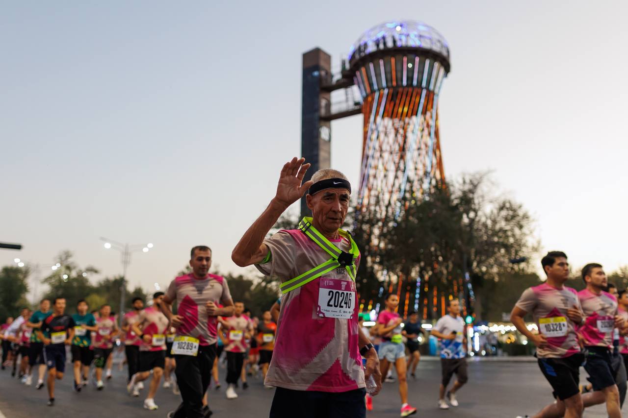 hundreds-join-bukhara-night-race-over-5-10-and-211-km-distances