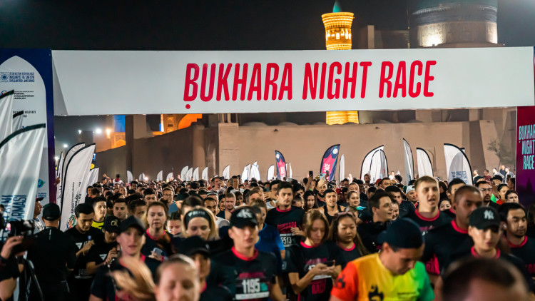 bukhara-night-race-xayriya-yugurish-musobaqasi-uchun-royxatdan-otish-boshlandi